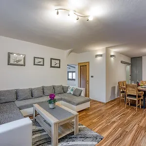 Suki Apartment